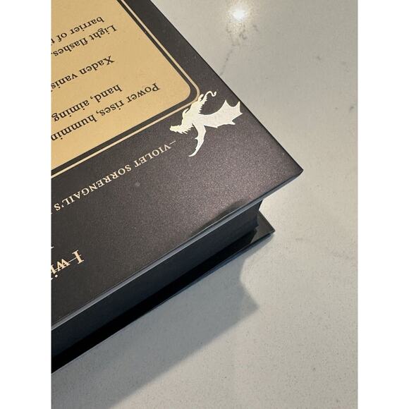 Onyx Storm Rebecca Yarros Target Exclusive Limited Edition Hardcover New W/PIN - Picture 7 of 13